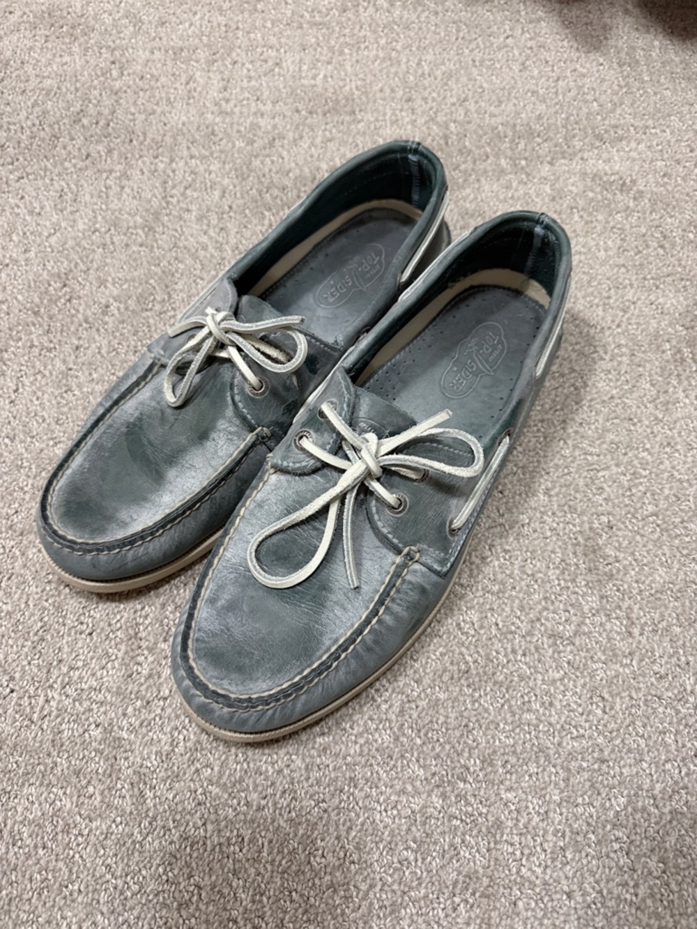 Sperry Leather Boat Shoes in Gray with White Laces